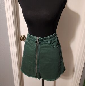 We The Free size 27 green zipper skirt